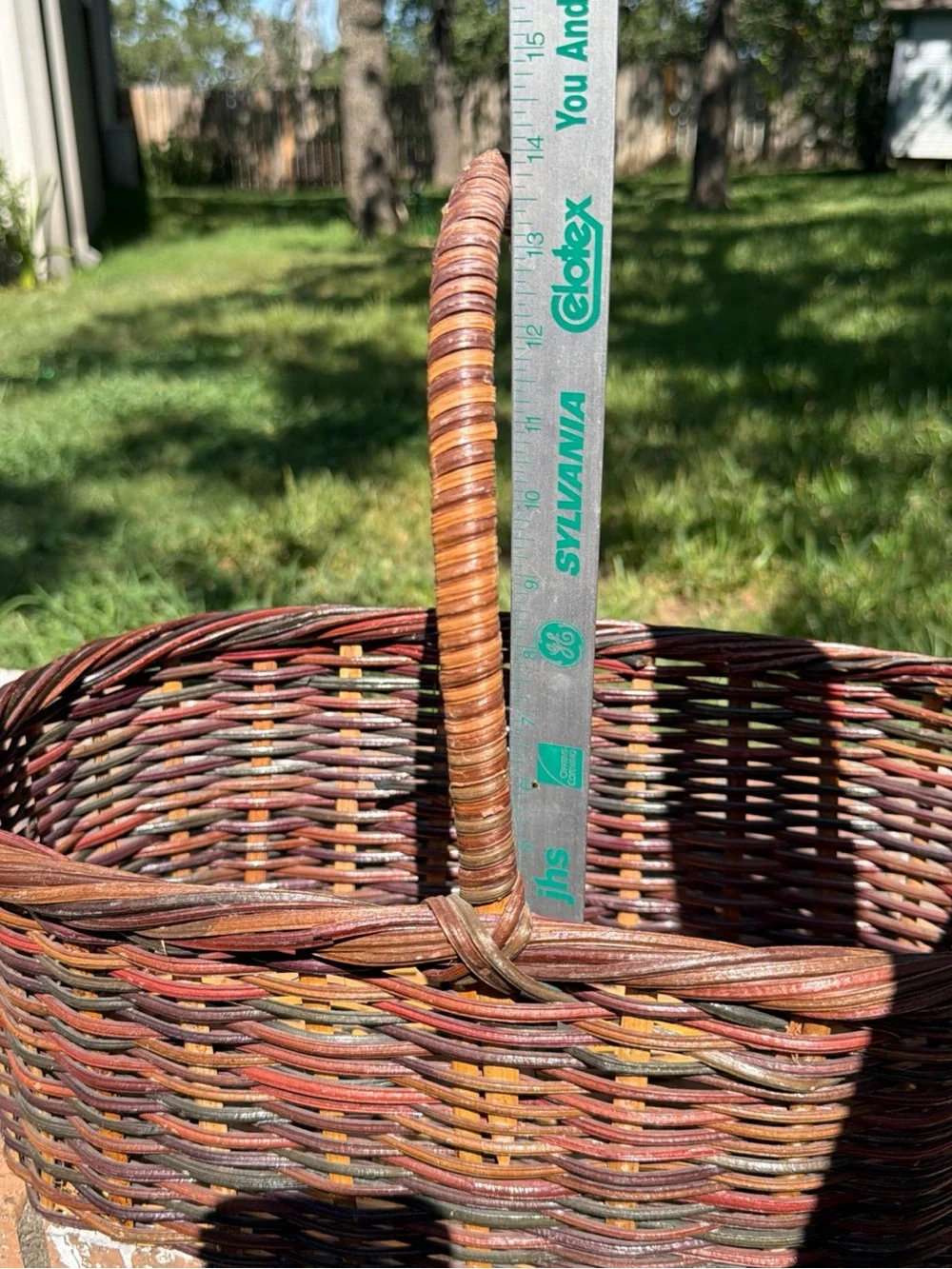 VTG 16” Rustic Multicolor Willow Basket Handwoven Farmhouse decor Cottagecore